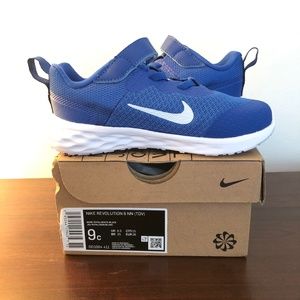 Toddler Nike Revolution Sneakers Size 9